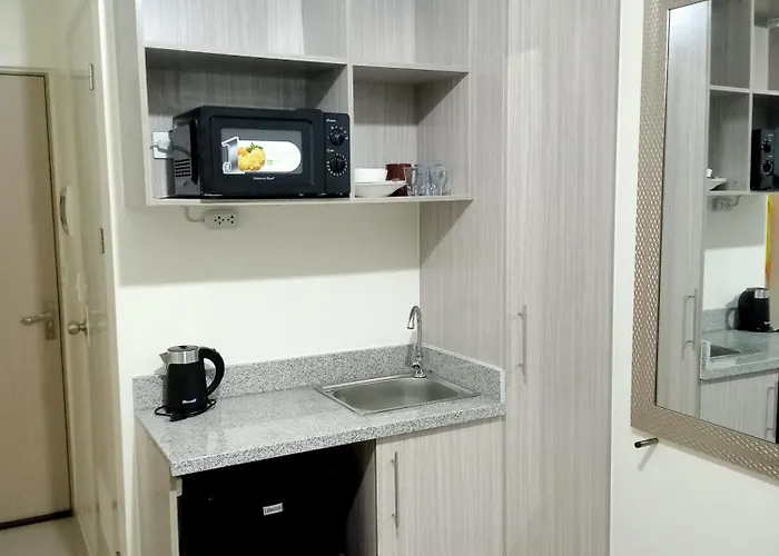 Apartahotel Island Bear Travels Manila